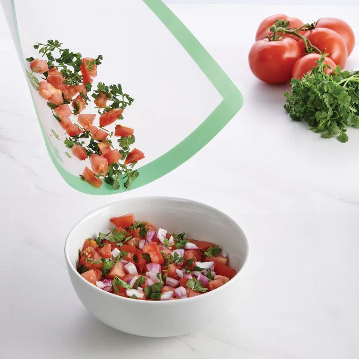 2432-4-pack-flexible-cutting-board-mats-22113-2.webp 4-Pack Flexible Cutting Board Mats 22113
