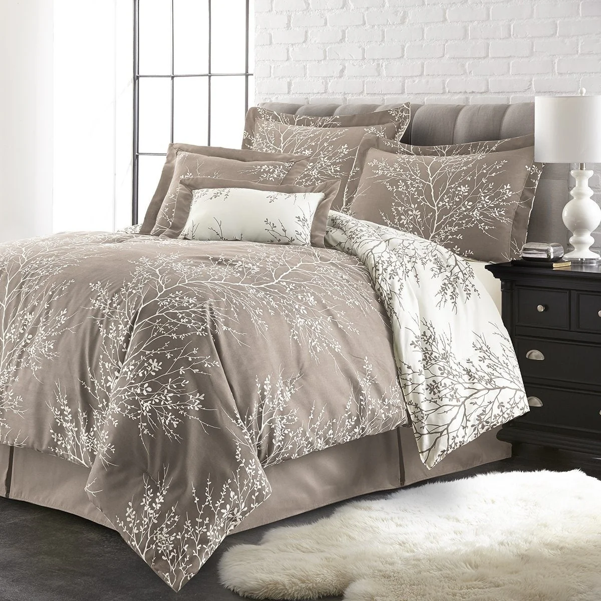 2783-6-piece-foliage-microfiber-comforter-set-1.webp 6-Piece Foliage Microfiber Comforter Set